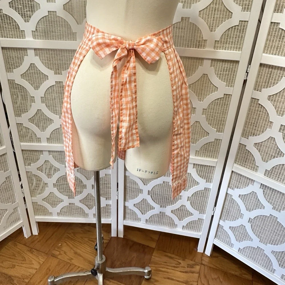 Vintage Gingham Check Half Waist Apron Embroidered Peach Cottagecore Trad‎ Wife